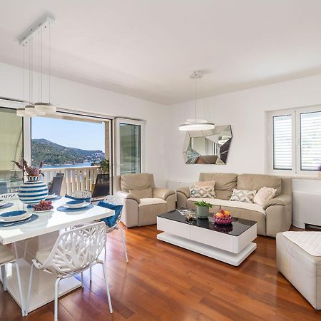 Seaview Elegance Apartment ザトン エクステリア 写真