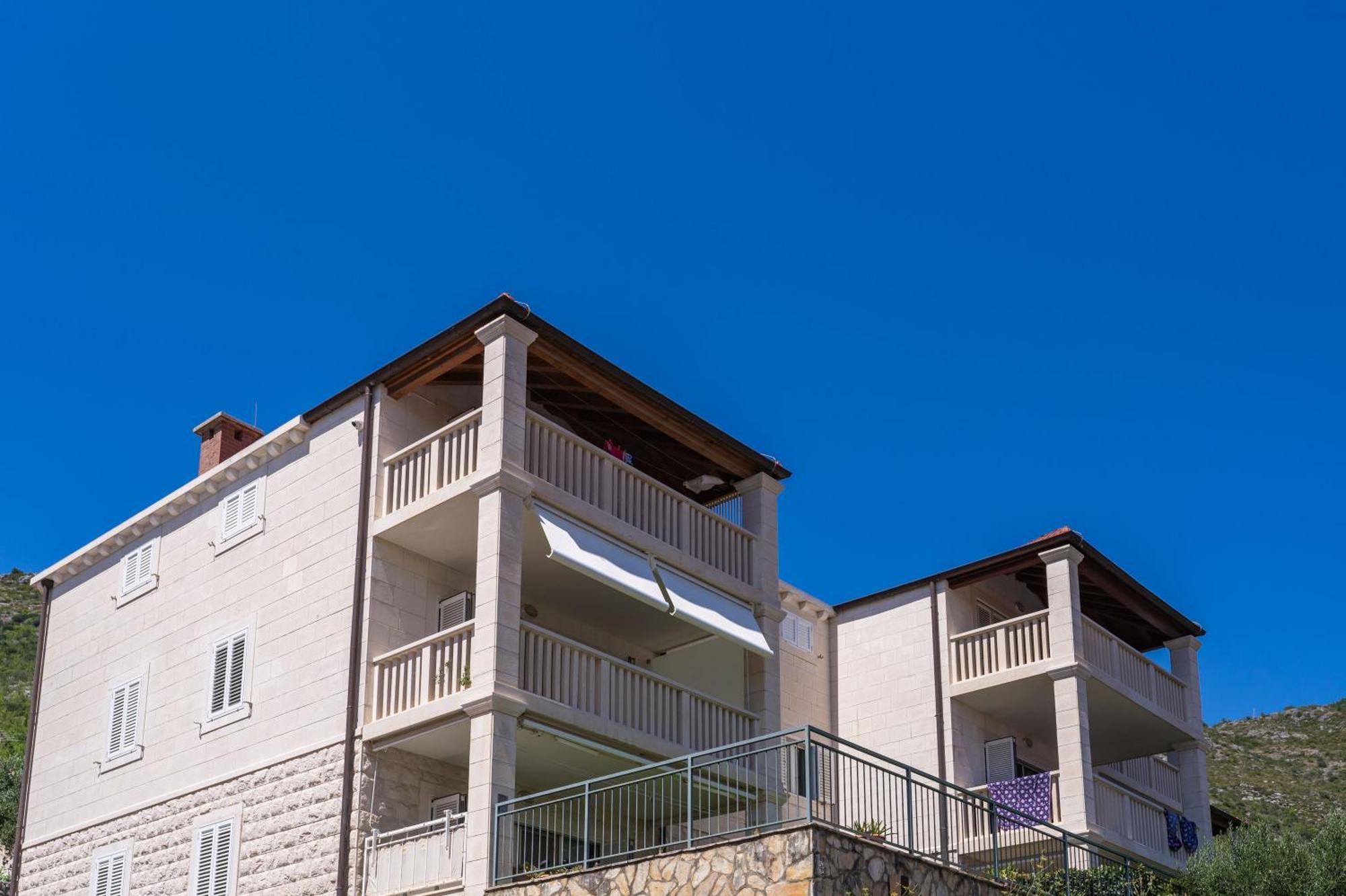 Seaview Elegance Apartment ザトン エクステリア 写真