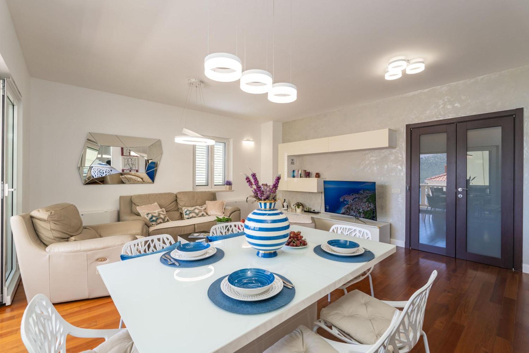 Seaview Elegance Apartment ザトン エクステリア 写真