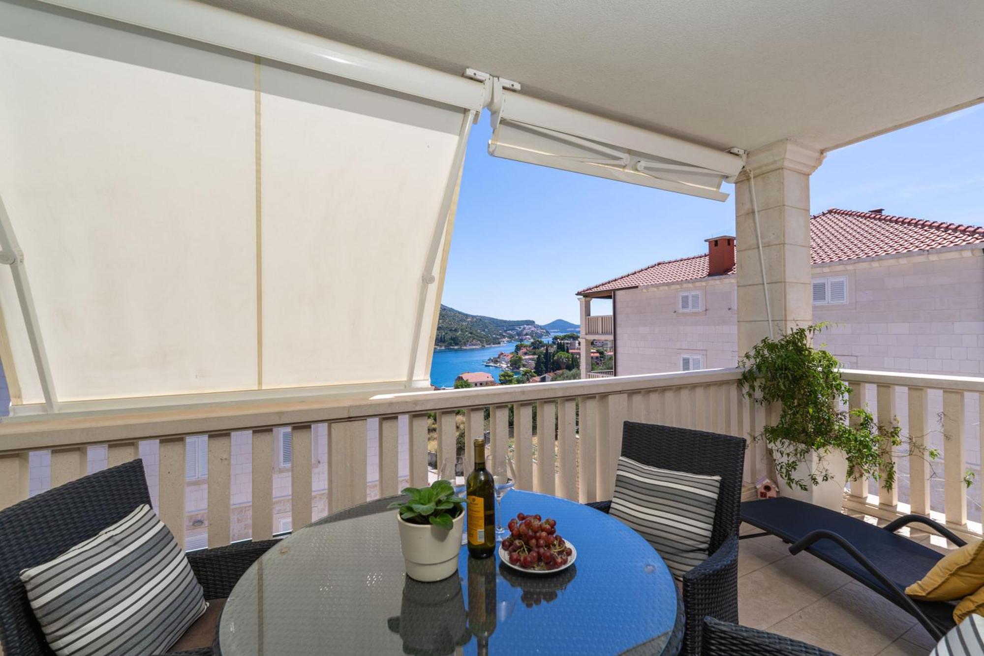 Seaview Elegance Apartment ザトン エクステリア 写真