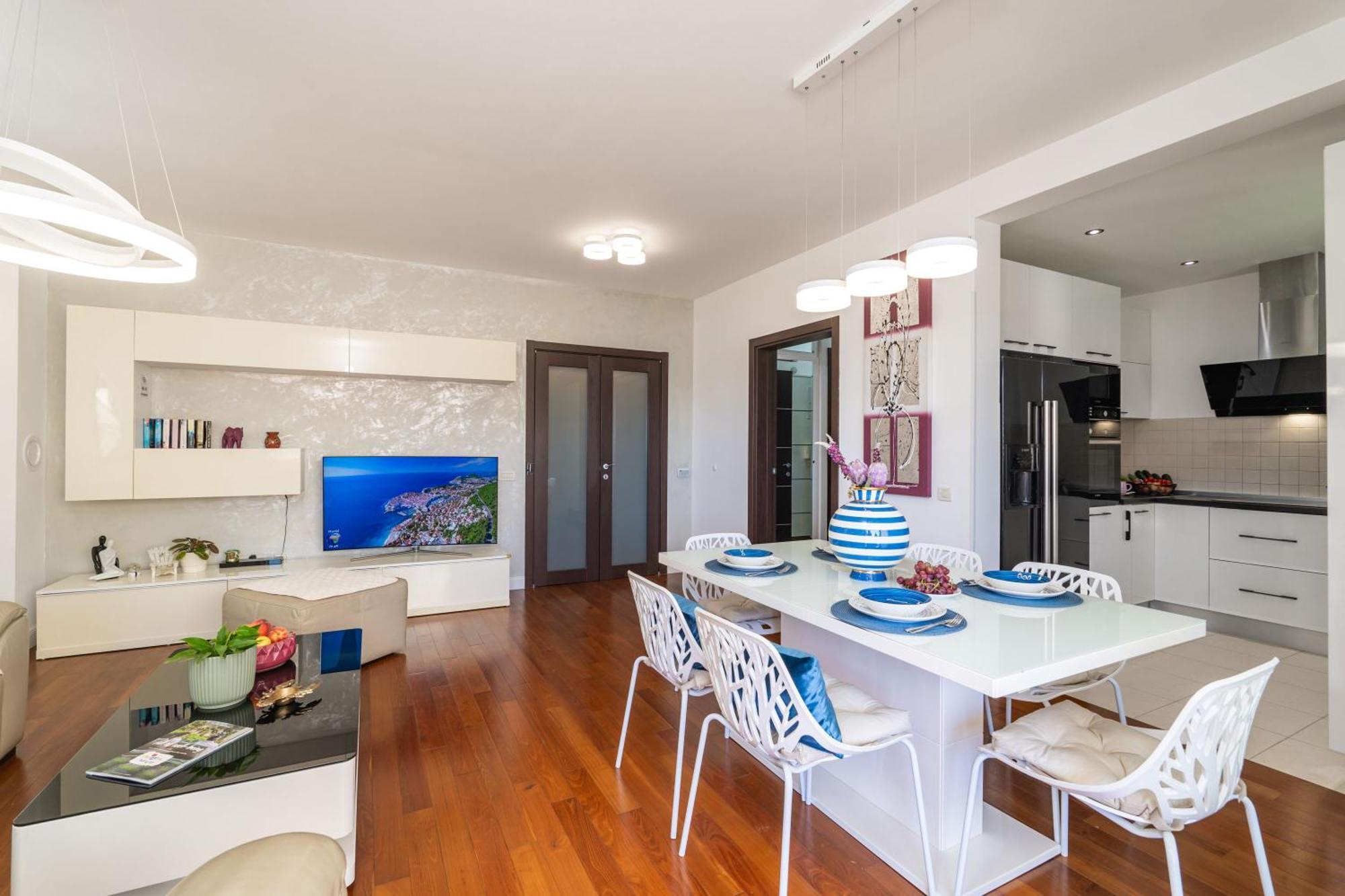 Seaview Elegance Apartment ザトン エクステリア 写真