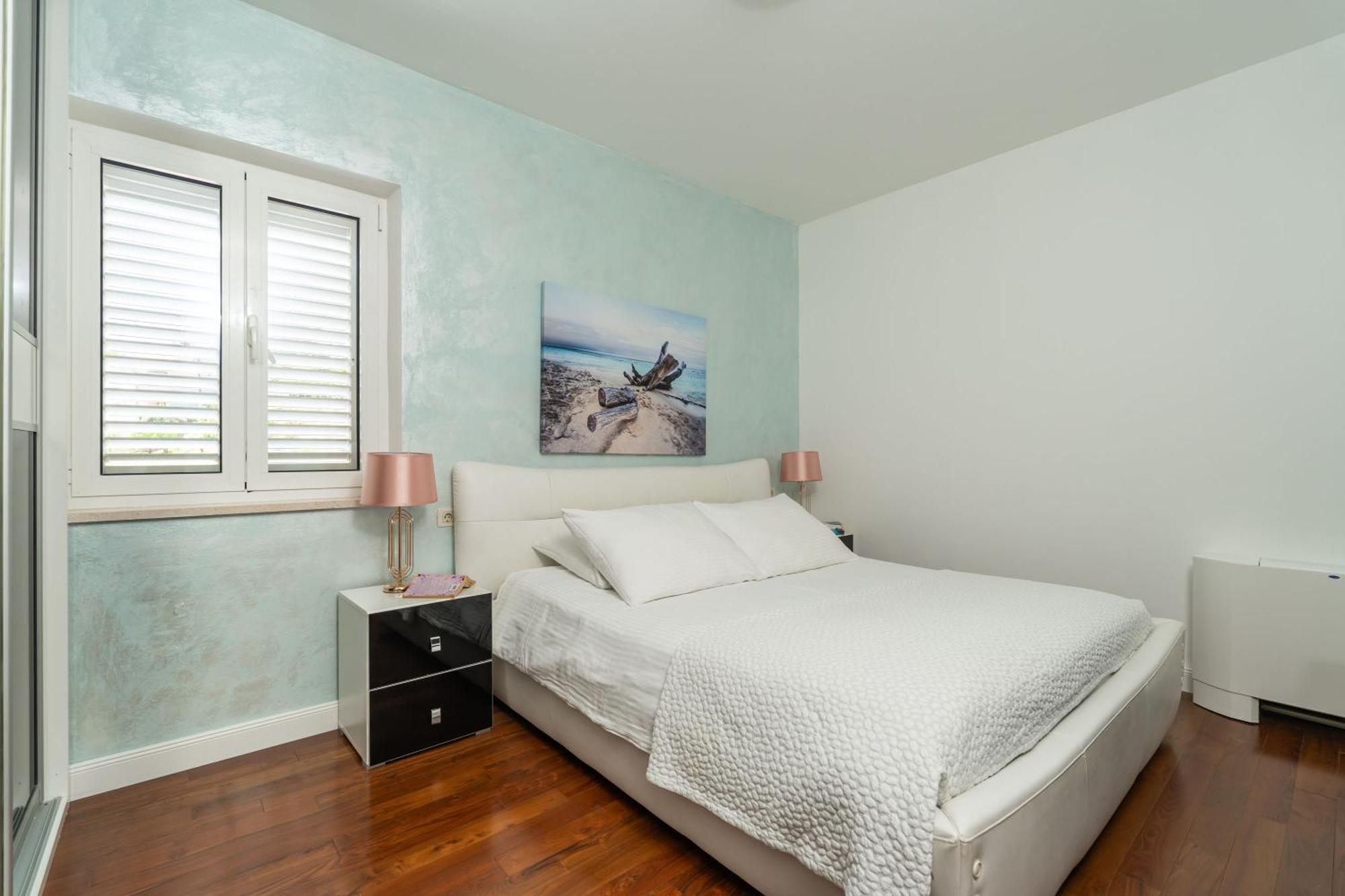 Seaview Elegance Apartment ザトン エクステリア 写真